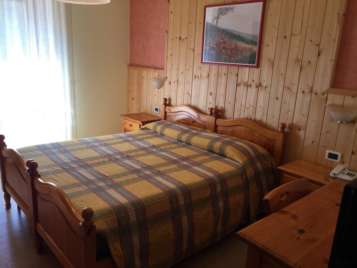 Al Garibaldino Hotel Posina Екстериор снимка